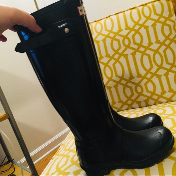 HUNTER Tall Black Glossy Boots - Picture 5 of 8
